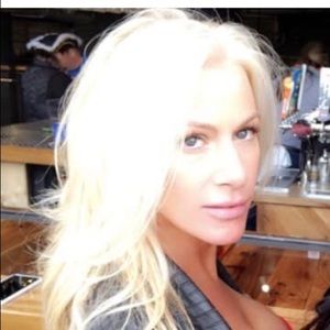 Meet your Posher, Jijileen